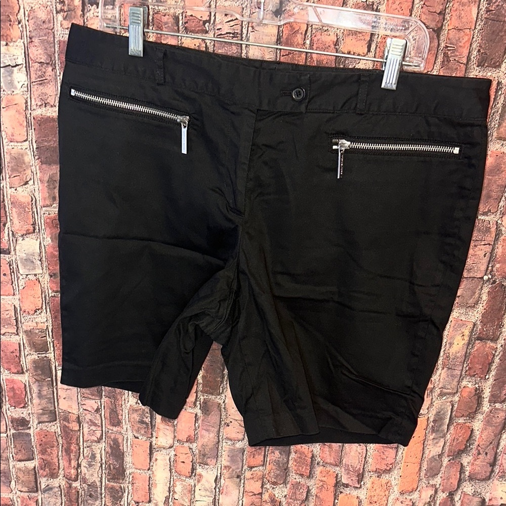 Michael Kors Black Tailored Women’s Shorts Size 12
